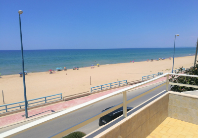 Casa Vacanze Villetta Bivani Con Terrazza Fronte Mare